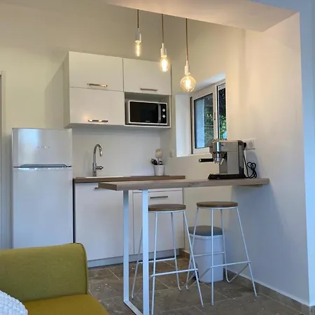 Dans - Parking - Jardin Apartment *
