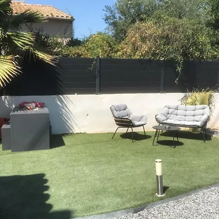 Dans - Parking - Jardin Apartment