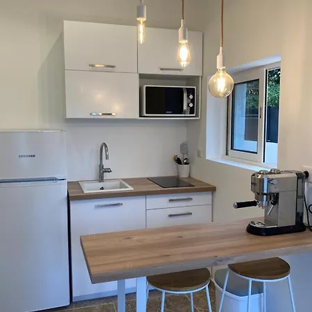 Dans - Parking - Jardin * La Seyne-sur-Mer